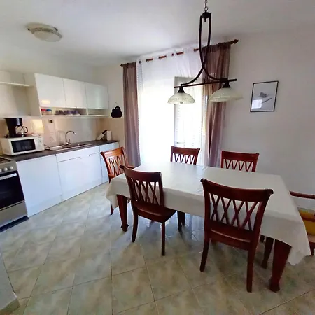 In In Der Naehe Des Strandes By Interhome Valbandon