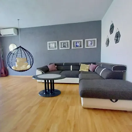 Διαμέρισμα In In Der Naehe Des Strandes By Interhome *