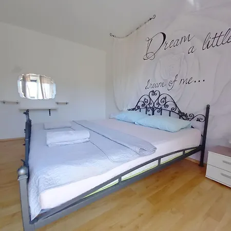 Διαμέρισμα In In Der Naehe Des Strandes By Interhome