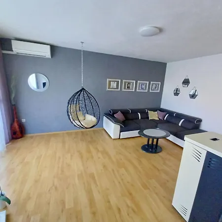 Διαμέρισμα In In Der Naehe Des Strandes By Interhome *