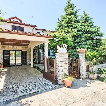 Διαμέρισμα In In Der Naehe Des Strandes By Interhome